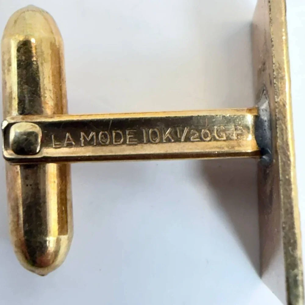 La Mode Vintage 10K Gold Filled Rectangular Etched Stripe Cufflinks Mens Gold